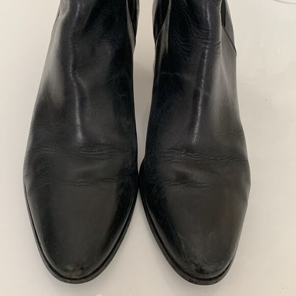 Calvin Klein Black Leather Stacked Heel Ankle Booties Size 9 - Picture 3 of 10